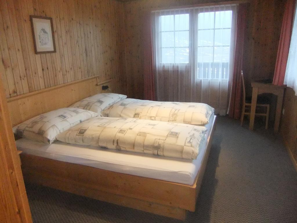 Hotel Weisshorn Goms Zimmer foto